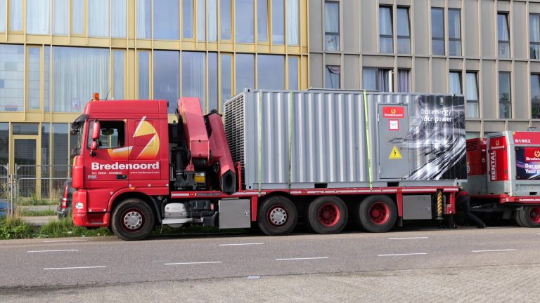 Stage 5 aggregaat in gebruik op bouwlocatie, duurzame stroomoplossing met lage emissies