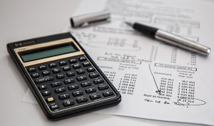 Infographic over 5 financiële zaken die ondernemers te laat regelen, inclusief pensioen, arbeidsongeschiktheid en verzekering